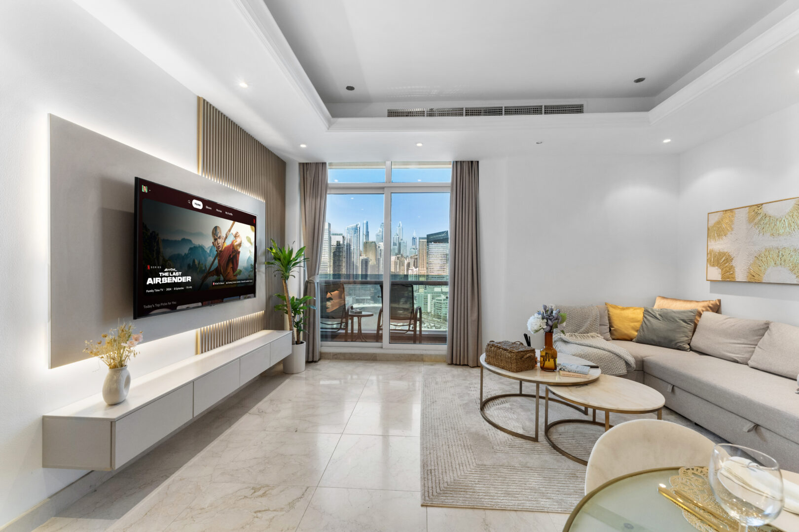 1BR Panoramic Marina Views